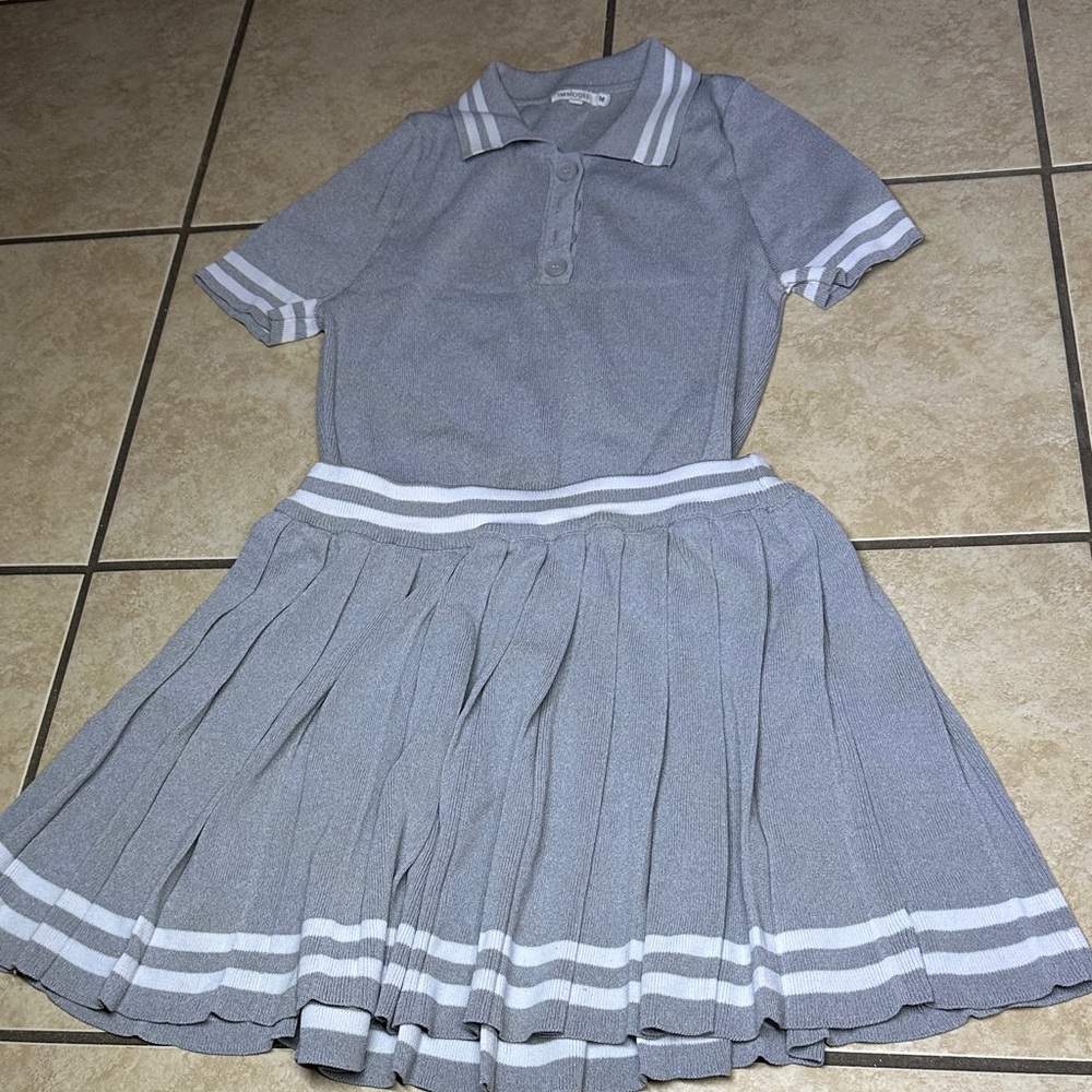 Gray Pleated Skirt with White Stripes